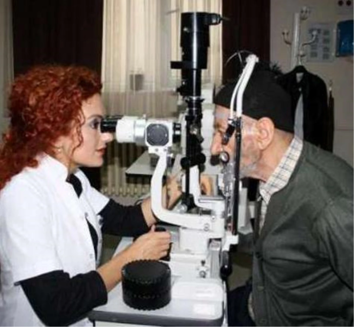 Göz Tansiyonu Hastalarına Trabektom Cihazı Müjdesi