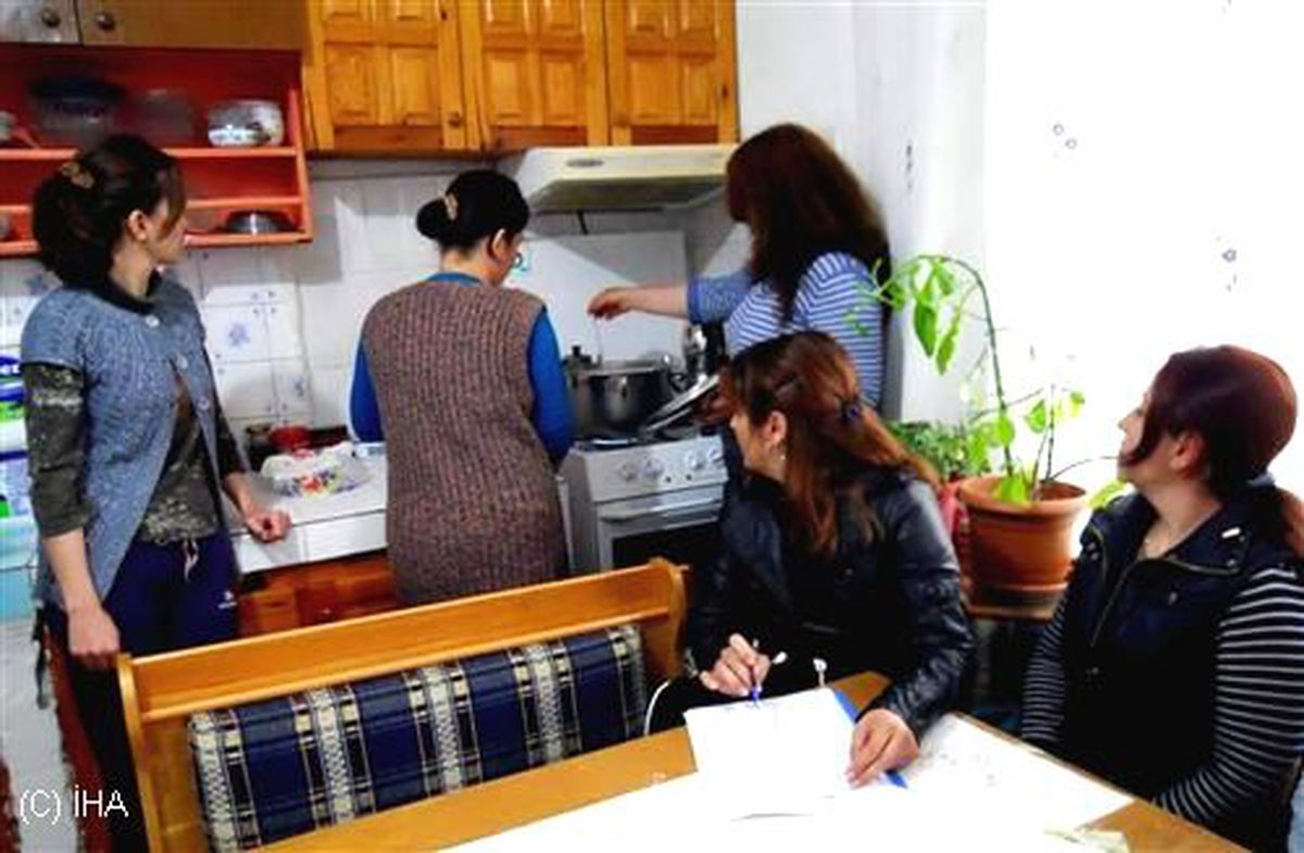 Gürköy\'de Beyaz Peynir Yapımı Eğitimi