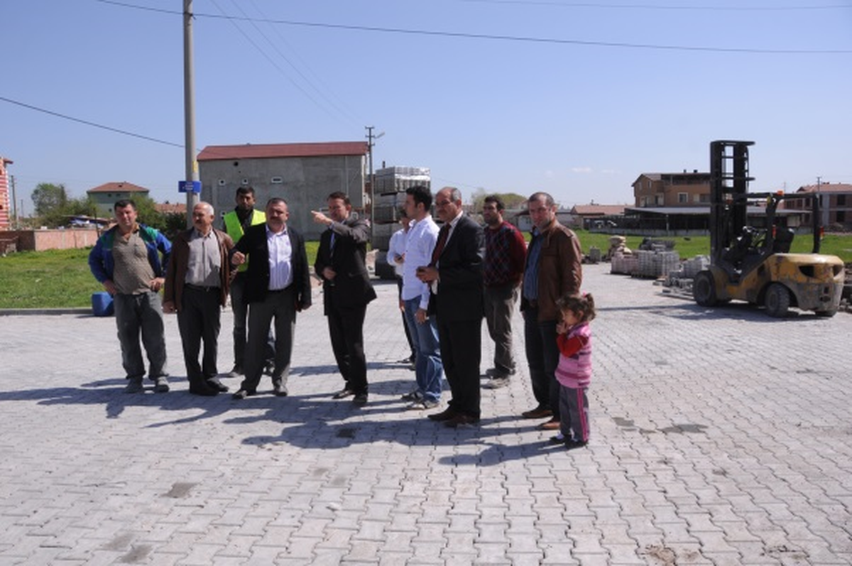 Kartepe Hacı Mustafa Mahallesi\'nde Parke Çalışması