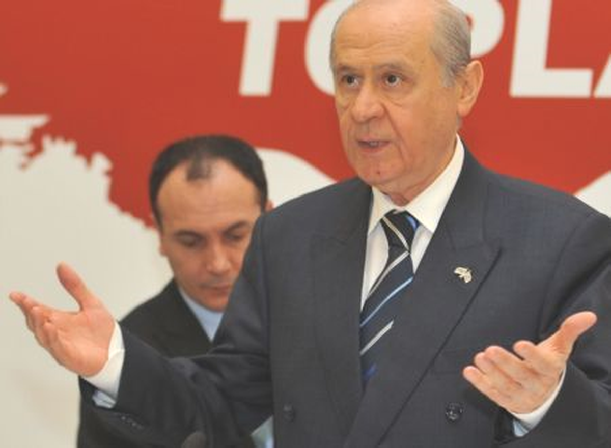 MHP Genel Başkanı Devlet Bahçeli, Akil İnsanlar Heyeti ile İlgili, "Bu 63\'lükler Anadolu\'da Bozguna...