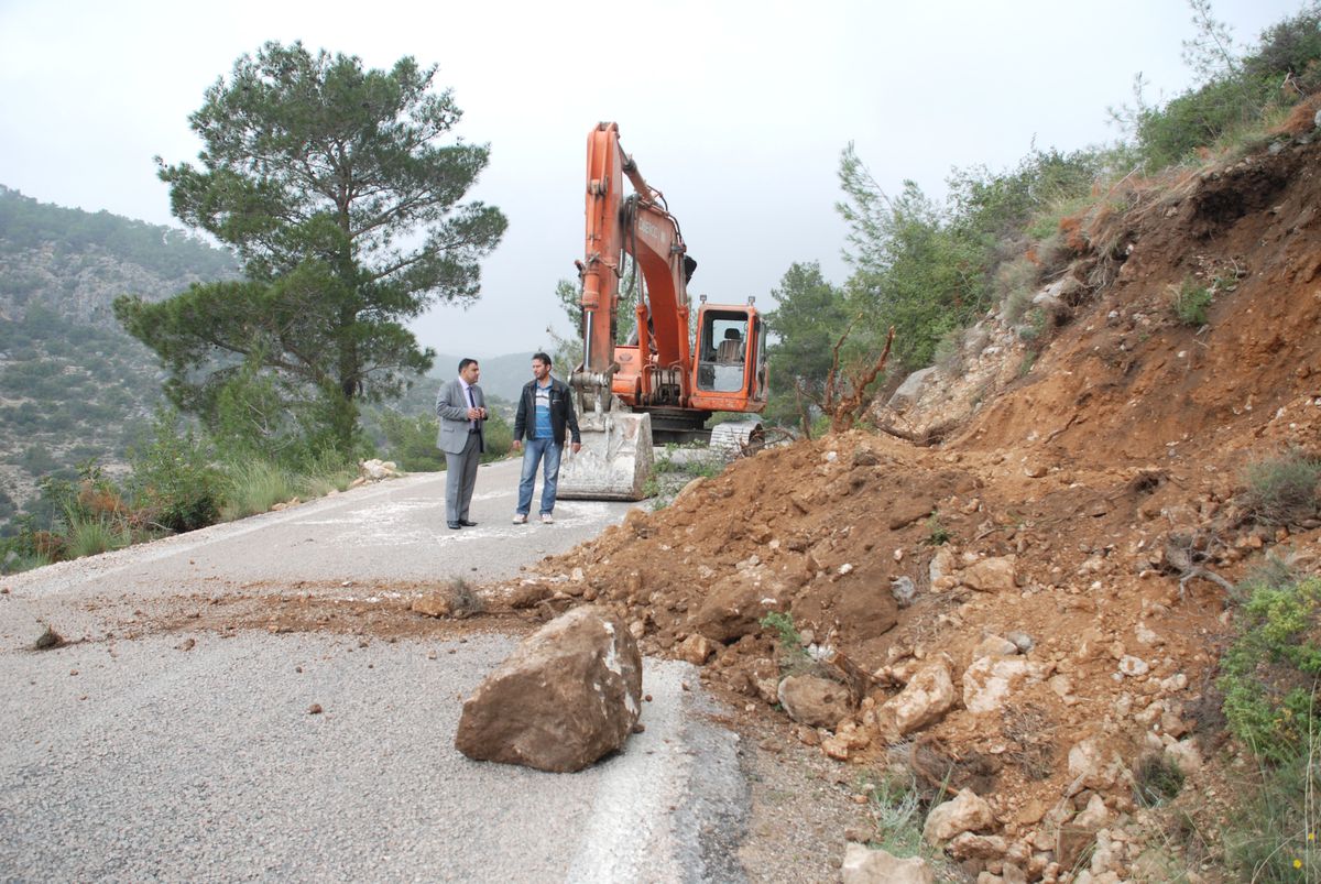 Silifke\'de Yol Çalışması