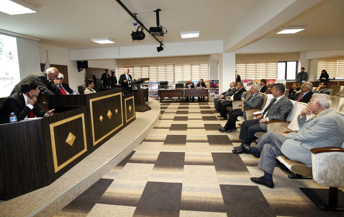 Yenimahalle Belediyesi 2012 Faaliyet Raporu Onaylandı