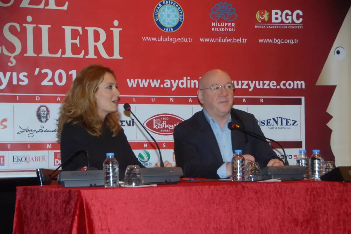 Ceyda Düvenci: "Motivasyonumu Yaşadığım Acılardan Alıyorum"