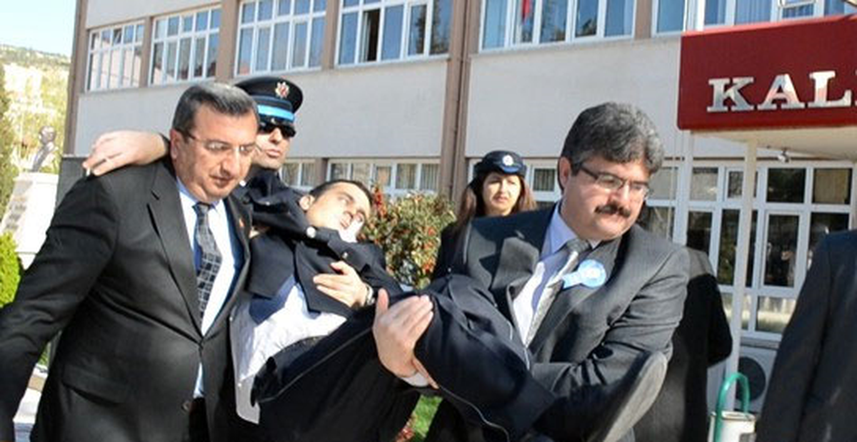 Emniyet Amirinin Zor Anları