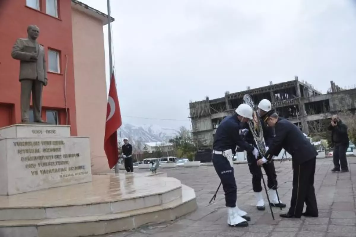 Hakkari\'de Polis Teşkilatı\'nın Kuruluşu Kutlandı