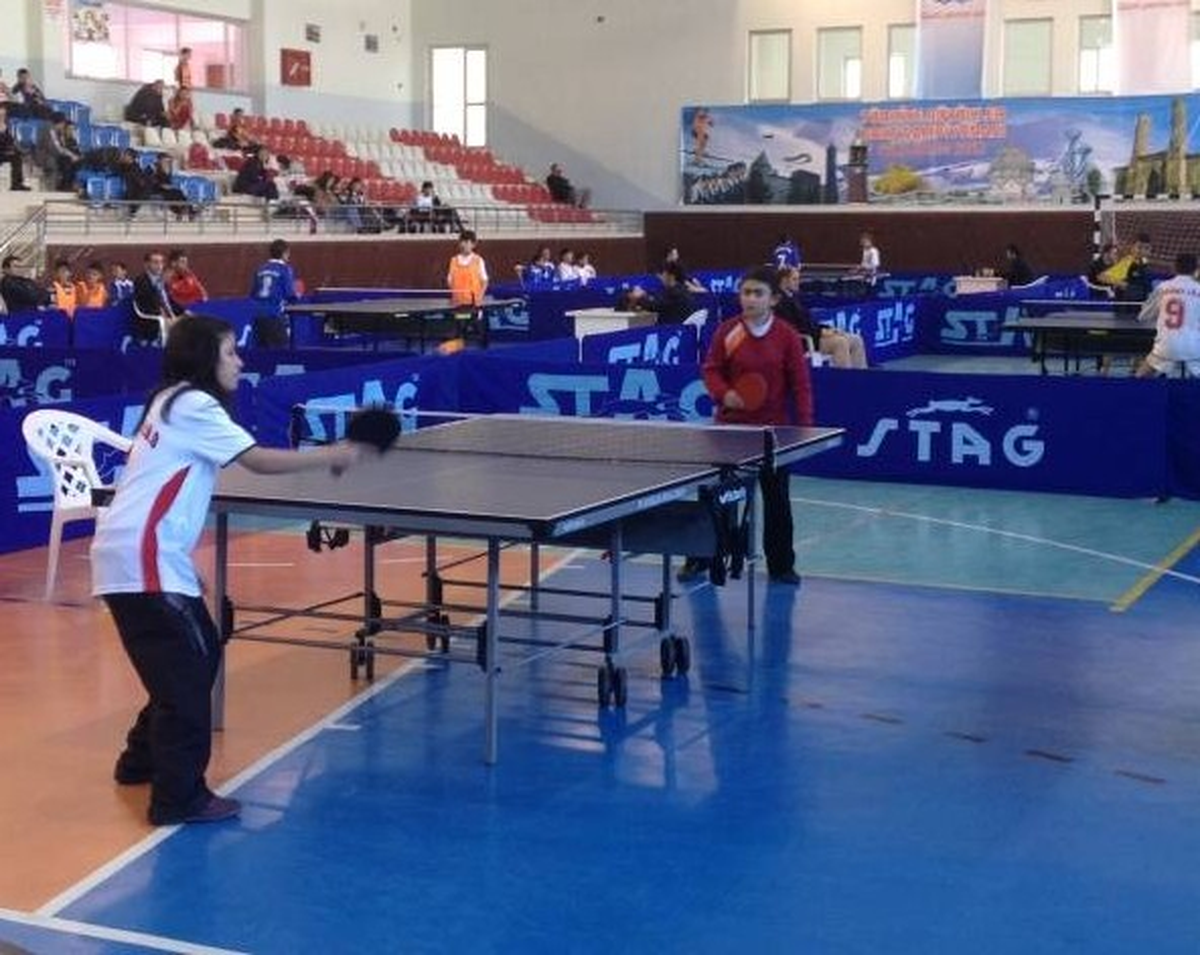 Küçükler Masa Tenisi Müsabakaları Başladı