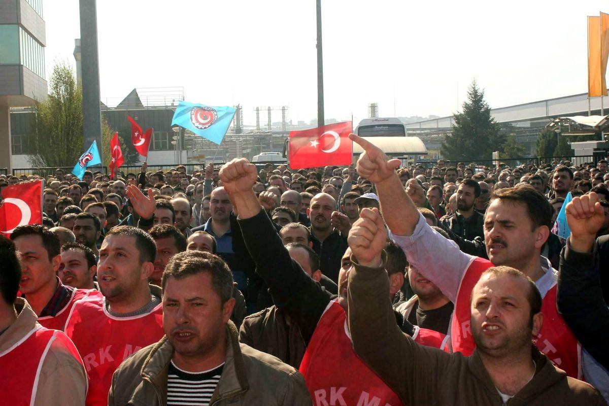 Metal İş Sendikası İşçileri Eylemde