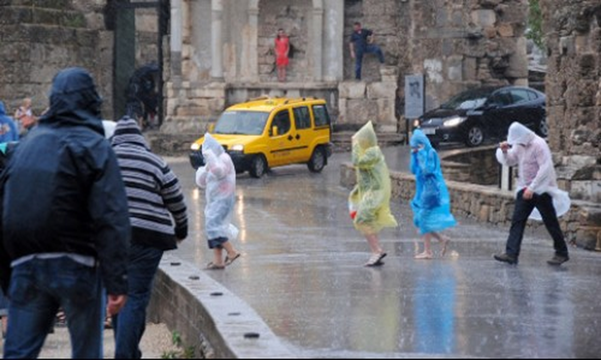 Meteoroloji\'den Diyarbakır, Batman ve Şanlıurfa\'ya Yağış Uyarısı