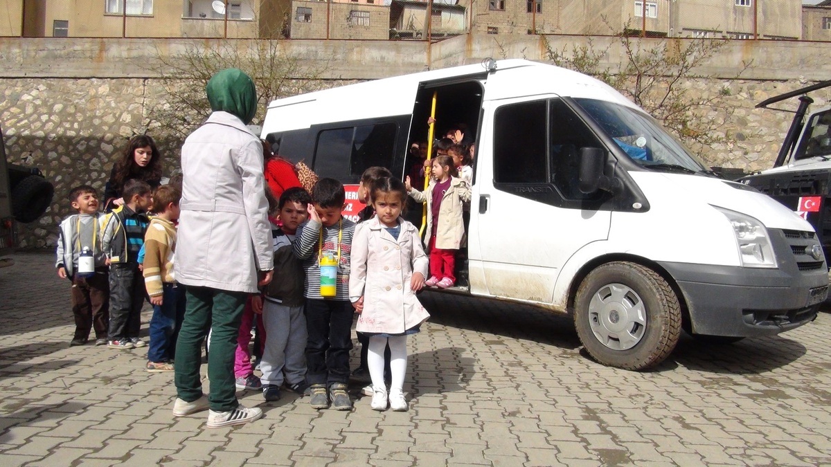 Şemdinlili Çocuklar Panzeri ve Toma ile Turu Attı