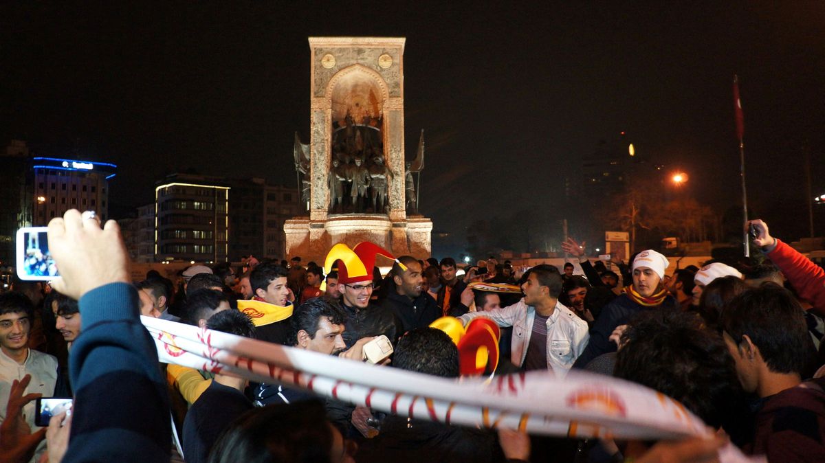Tarftar Her Şeye Rağmen Galatasaray Dedi