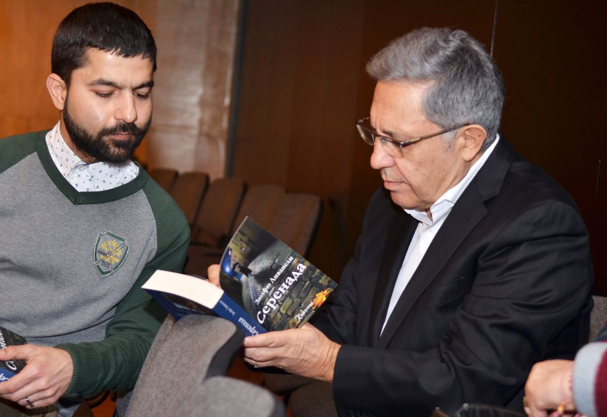 Zülfü Livaneli, "Serenad" Adlı Kitabının "Okuma Akşamı"Na Katıldı