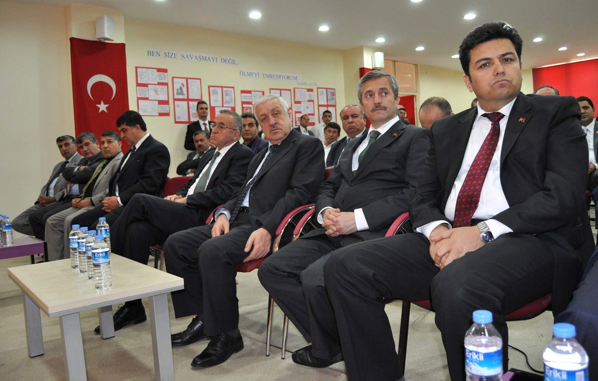 Ak Partili Belediye Başkanları Karkamış\'ta Bir Araya Geldi