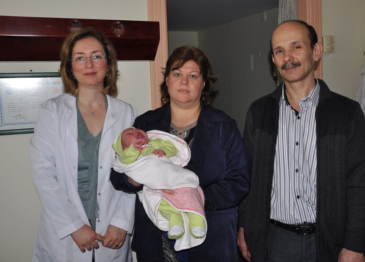 Hamile Olduğunu 8 Aylıkken Öğrendi