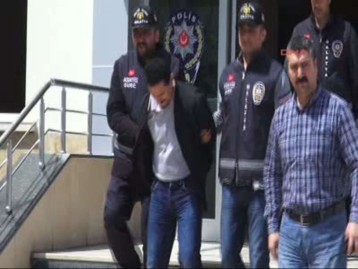Annesini Öldürmekten Tutuklandı