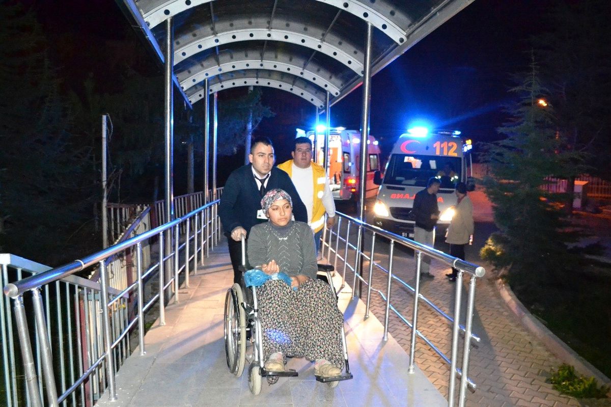 Niğde\'de 12 Çiftçi Tarım İlacından Zehirlendi