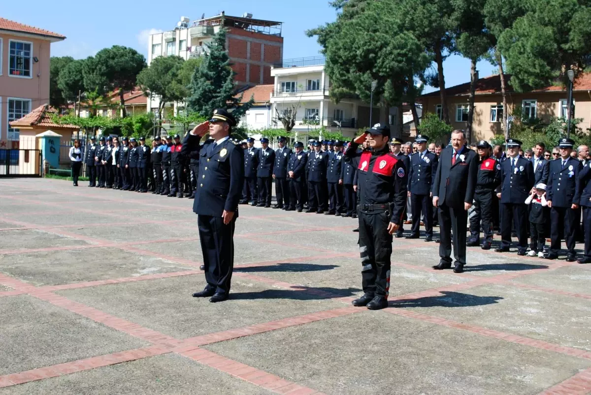 Salihli\'de Polis Haftası Kutlamaları Devam Ediyor