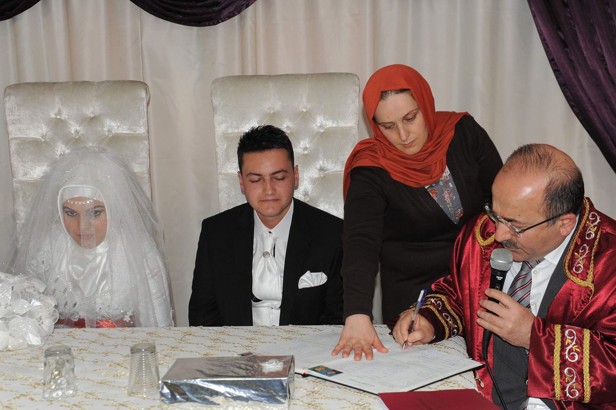 Trabzon\'da Evliliklerde Bir Önceki Yıla Oranla Artış