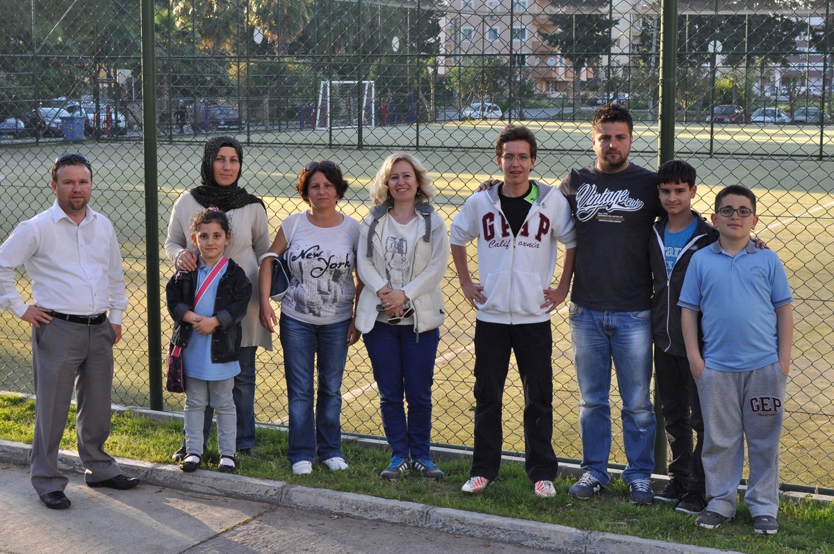 Veliler Futbol Sahalarının Bakımsızlığından Şikayetçi