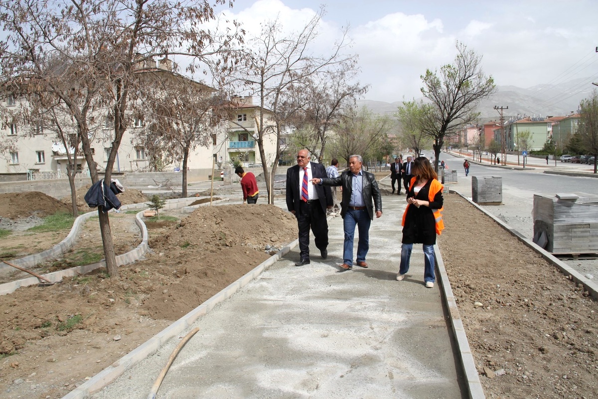 Yunus Emre Caddesi Erzincan\'ın En Prestijli Caddesi Oluyor