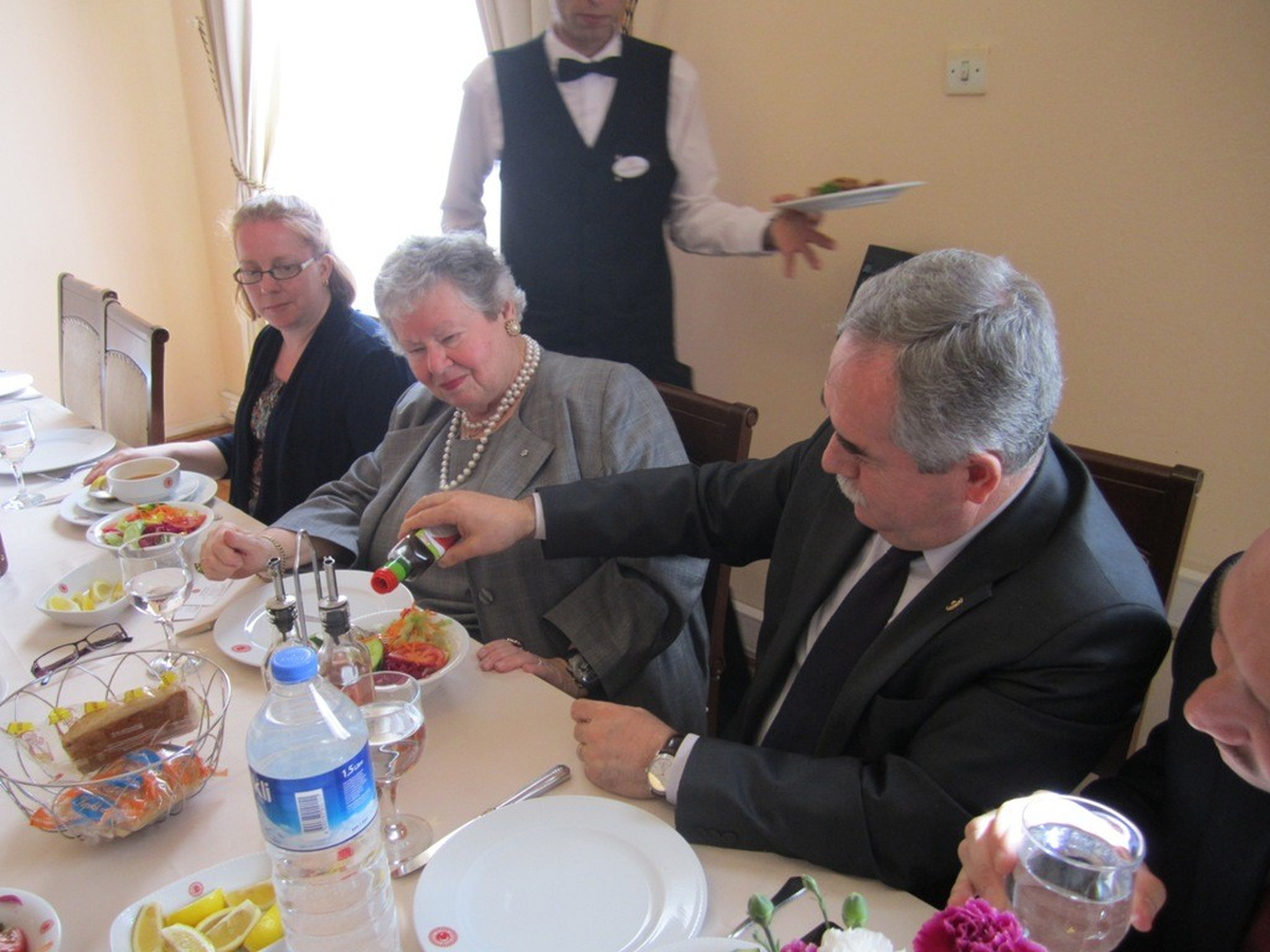 Ak Partili Berber Kanadalı Konuklarını Ağırladı