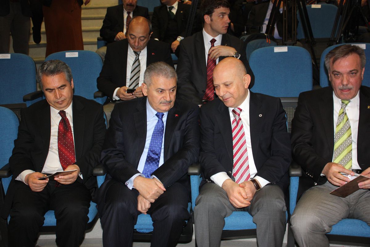 Bakan Yıldırım 'Piri Reis Sempozyumu'na Katıldı
