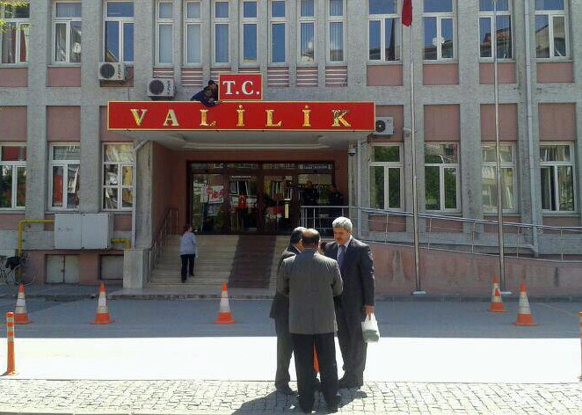 Balıkesir Valiliğine T.c. İbaresi Eklendi