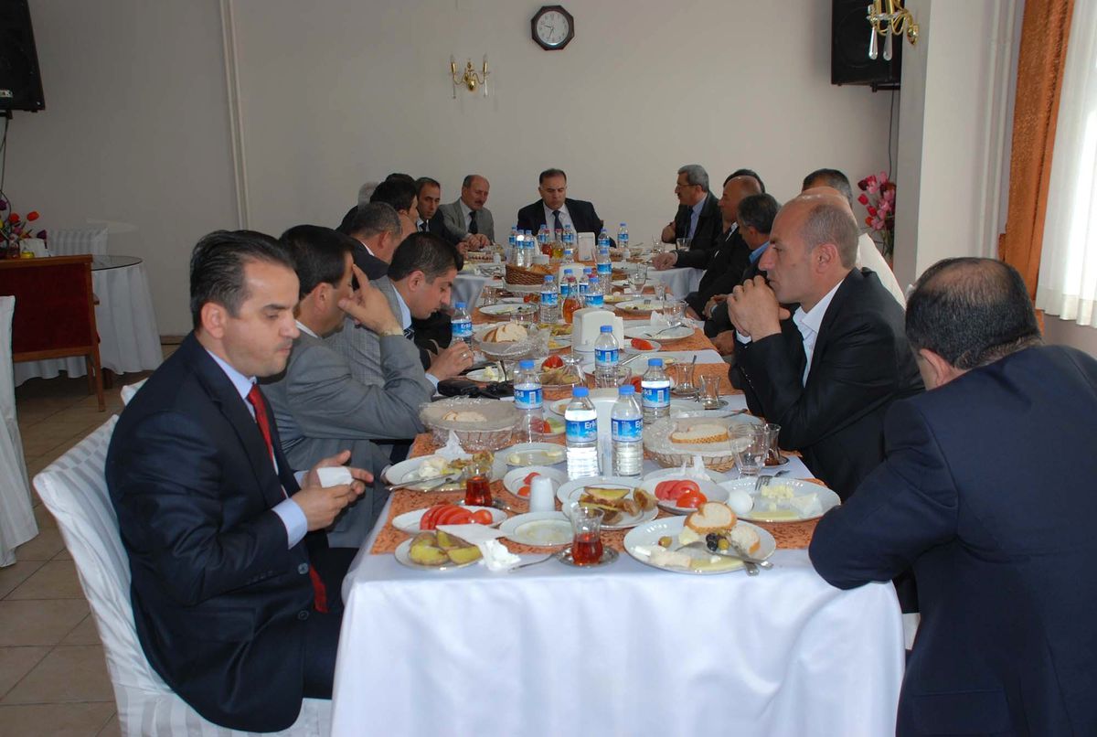 Başkan Alaydın Muhtarlarla Kahvaltıda Buluştu