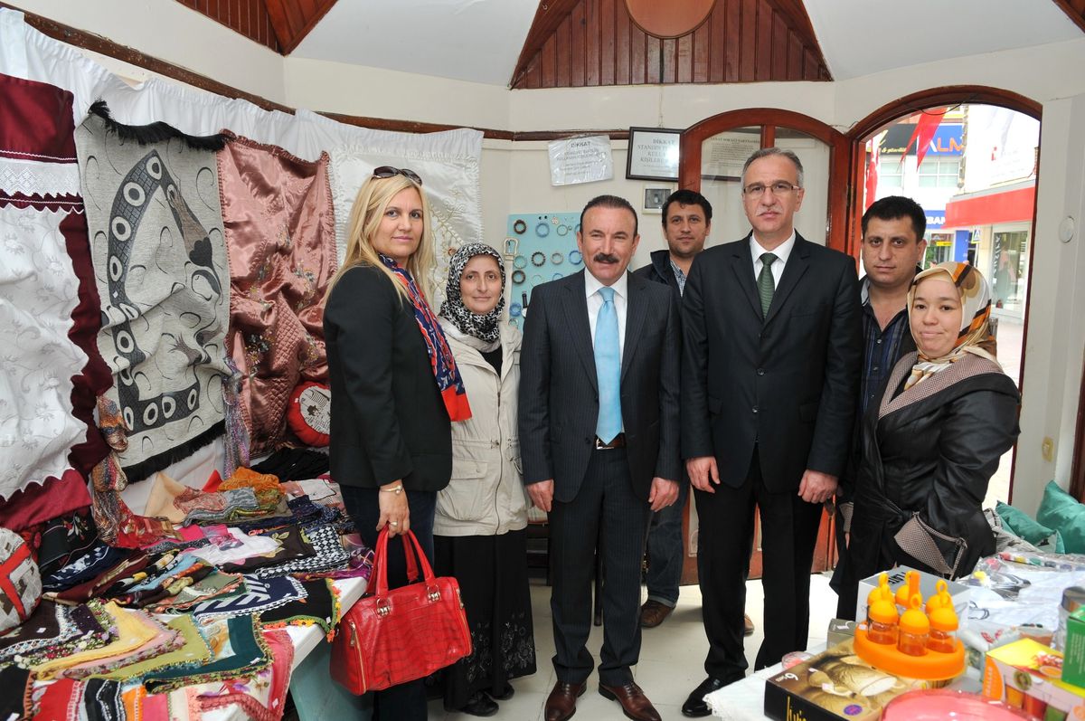 Başkan Doğan\'dan Kermese Destek