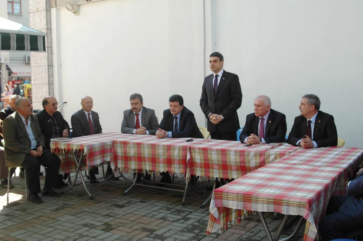 CHP Genel Başkan Yardımcısı Oran, Ulus\'u Ziyaret Etti
