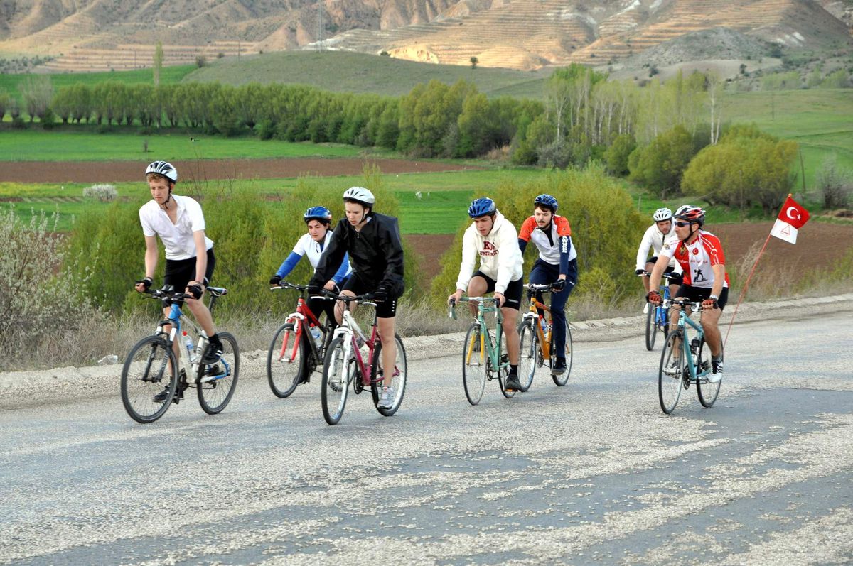 Kadın Girişimciler Projesi İçin İstanbul\'dan Erzincan\'a Pedal Çeviriyorlar
