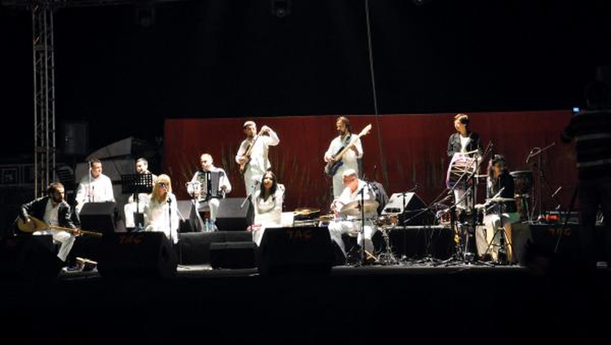 Kardeş Türküler Şanlıurfa\'da Konser Verdi