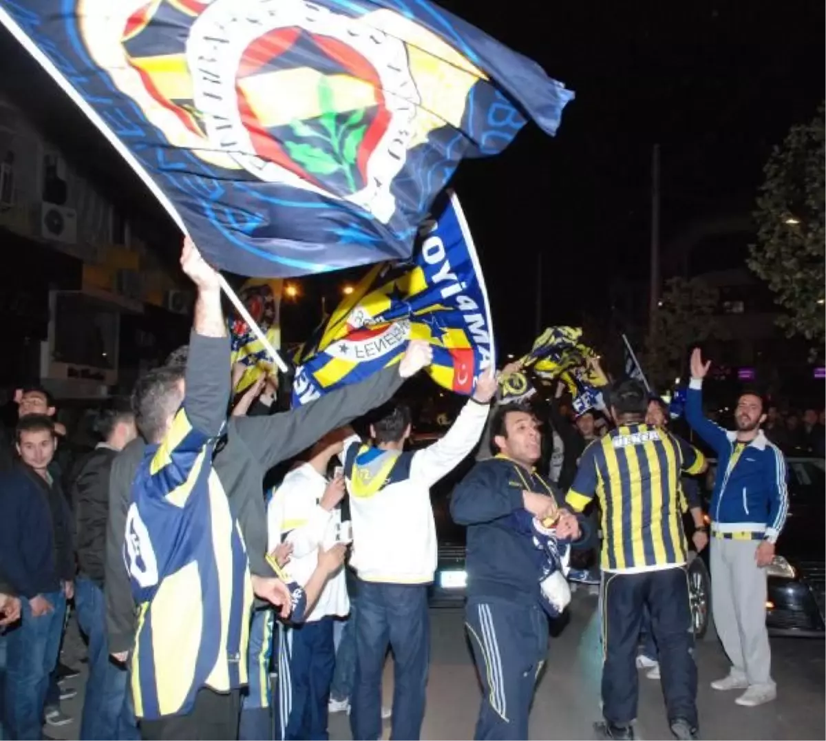 Kütahya\'da Fenerbahçe Coşkusu