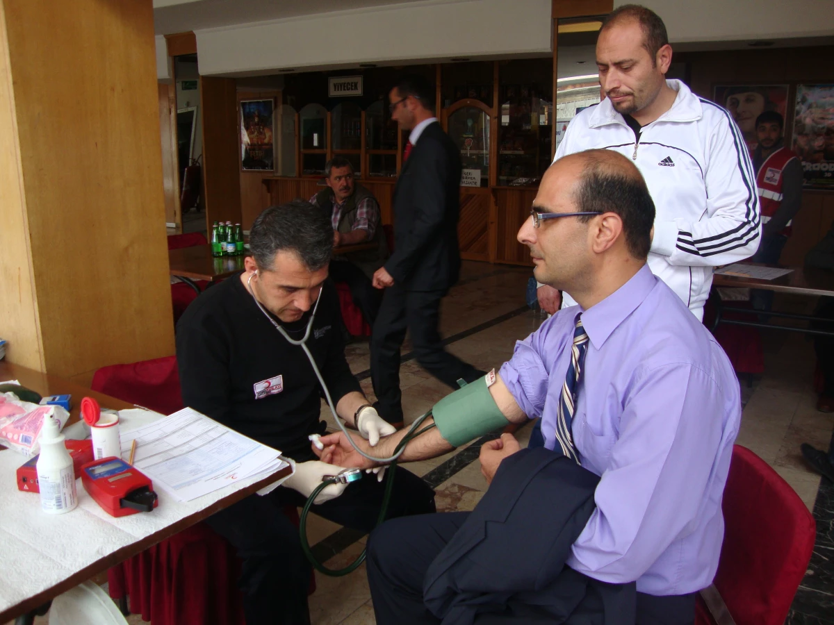 Nevşehir İl Sağlık Müdürü Dr. Rahim Ünlübay\'dan "Kan Bağışı Yapın" Çağrısı
