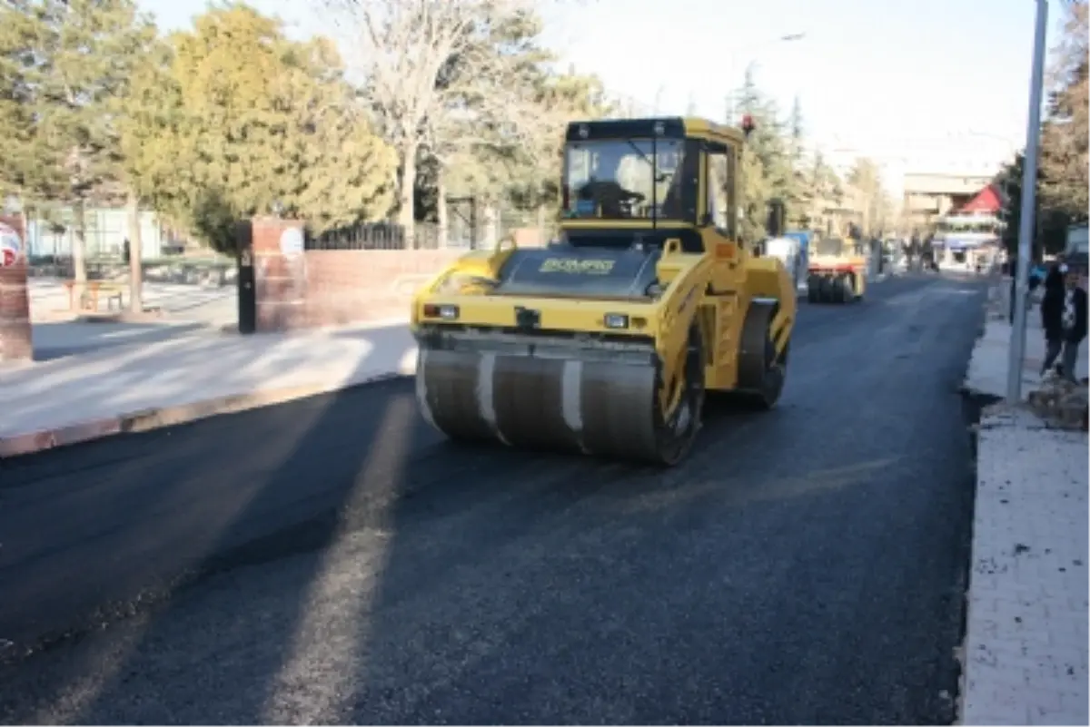 Niğde Belediyesi Asfalt Sezonunu Açtı