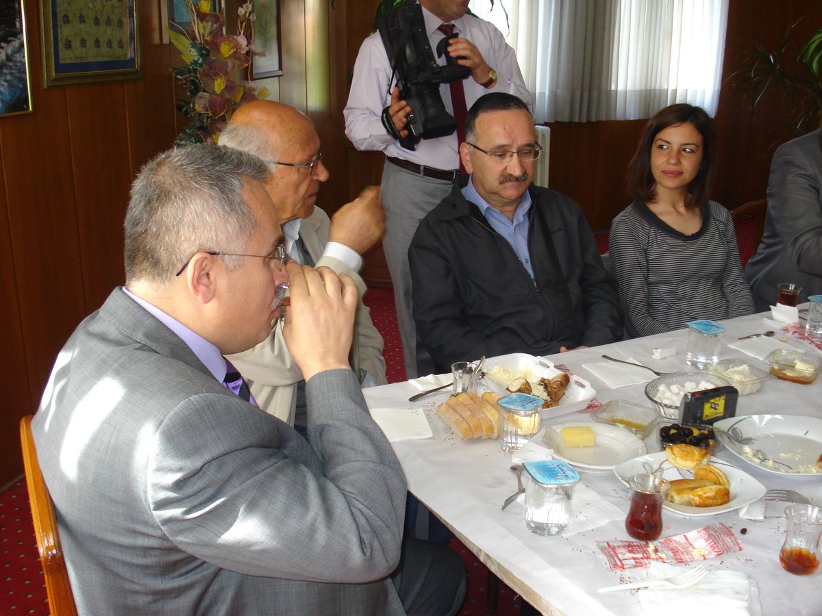 Ödemiş Müftüsü, Basın Mensupları ile Kahvaltıda Buluştu