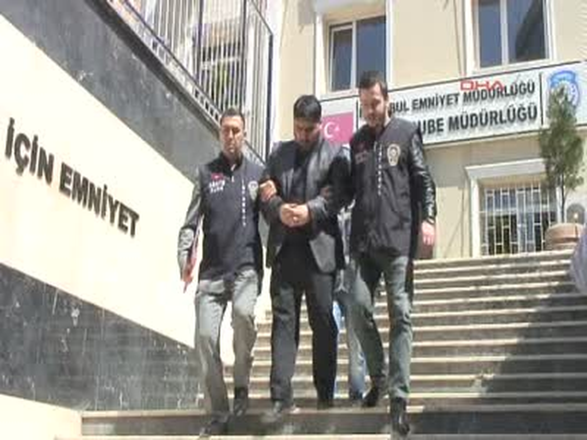 Otoparktaki Hırsızlık Saniye Saniye Kaydedildi