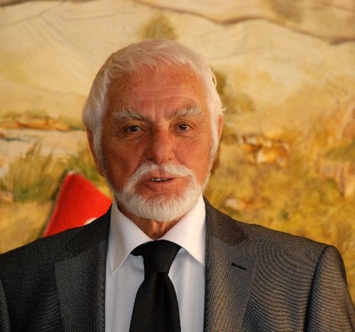Tiyatrocu Semih Sergen\'den Mevlana Söyleşisi