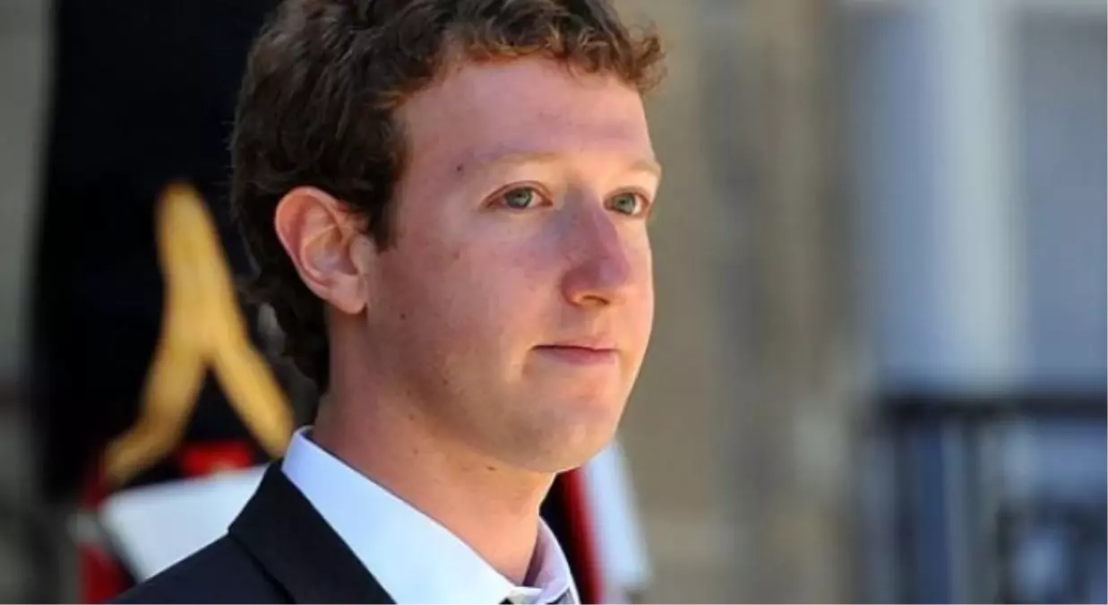 Zuckerberg\'den Siyasi Girişim