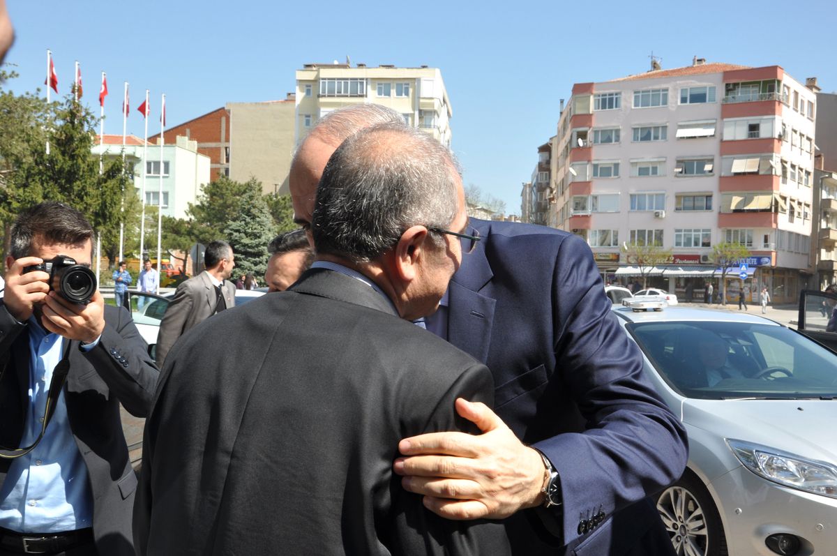 AK Parti Genel Başkan Yardımcısı Kurtulmuş\'tan Vali Yaman\'a Ziyaret