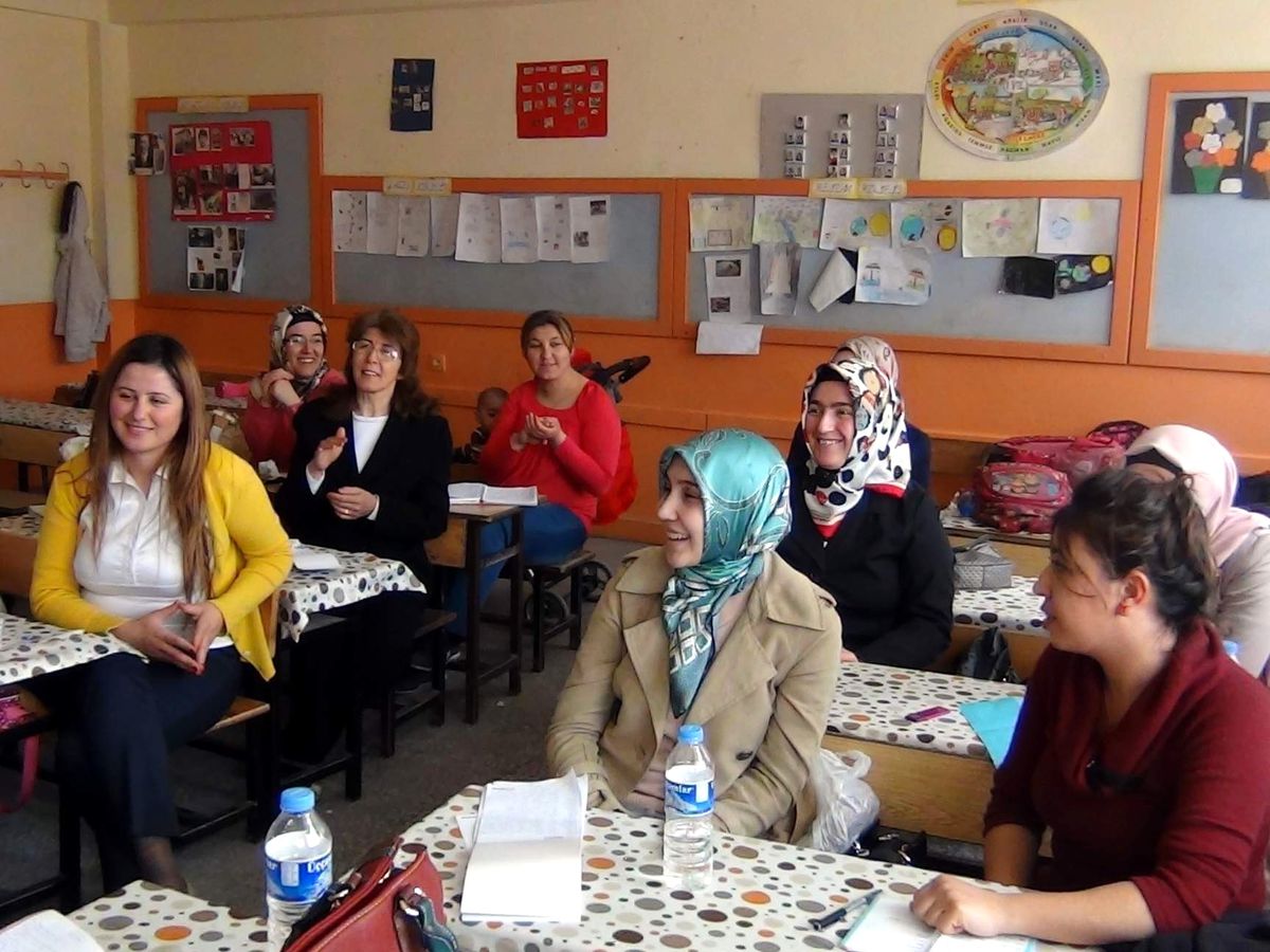 Akdağmadeni Halk Eğitim Merkezince "İşaret Dili" Eğitimi Veriliyor