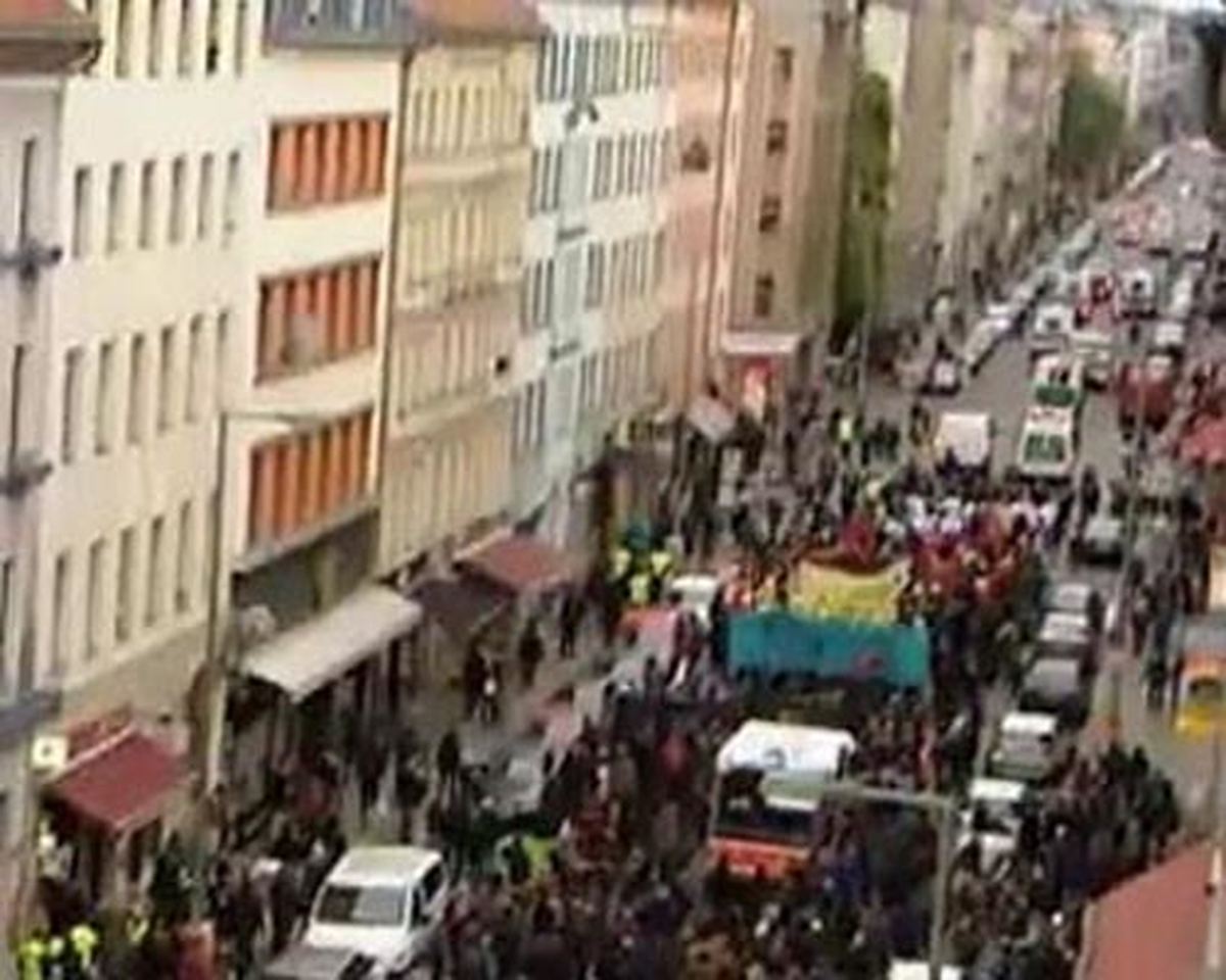 Almanya\'da Irkçılık Karşıtı Gösteri