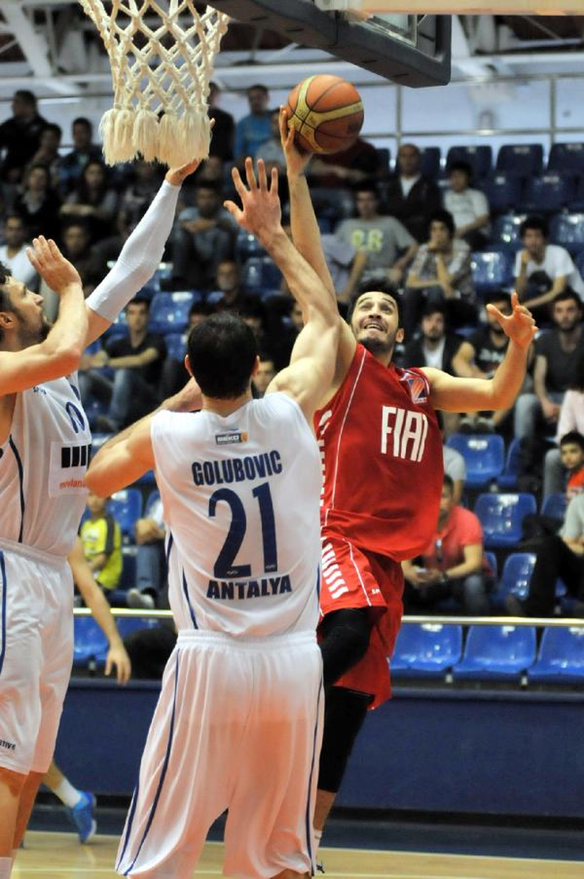 Antalya Büyükşehir Belediyesi - Tofaş: 73- 68