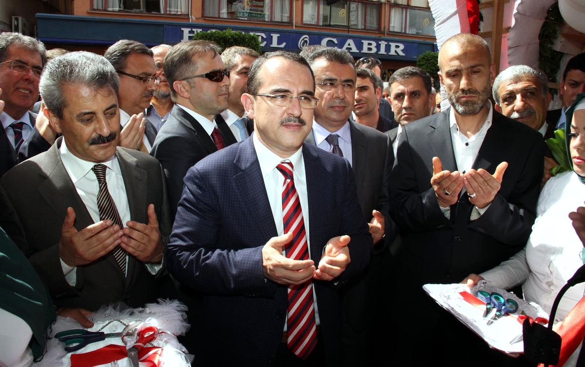 Bakan Ergin İskenderun\'da