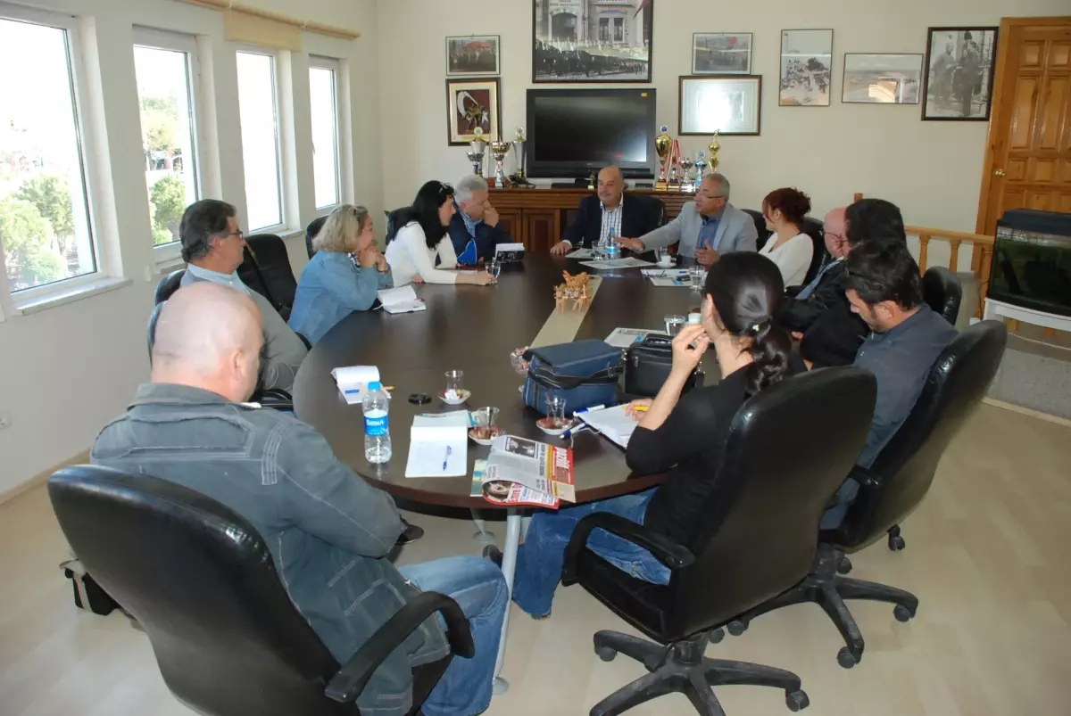 Başkan Kamacı; "Biz İşimize Bakıyoruz"