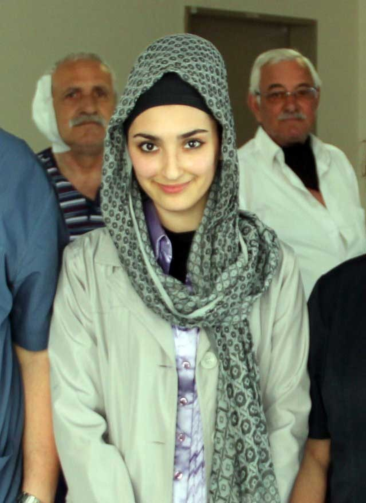 Çocukluğundan Beri Duyamayan Ayşe Sağlığına Kavuştu