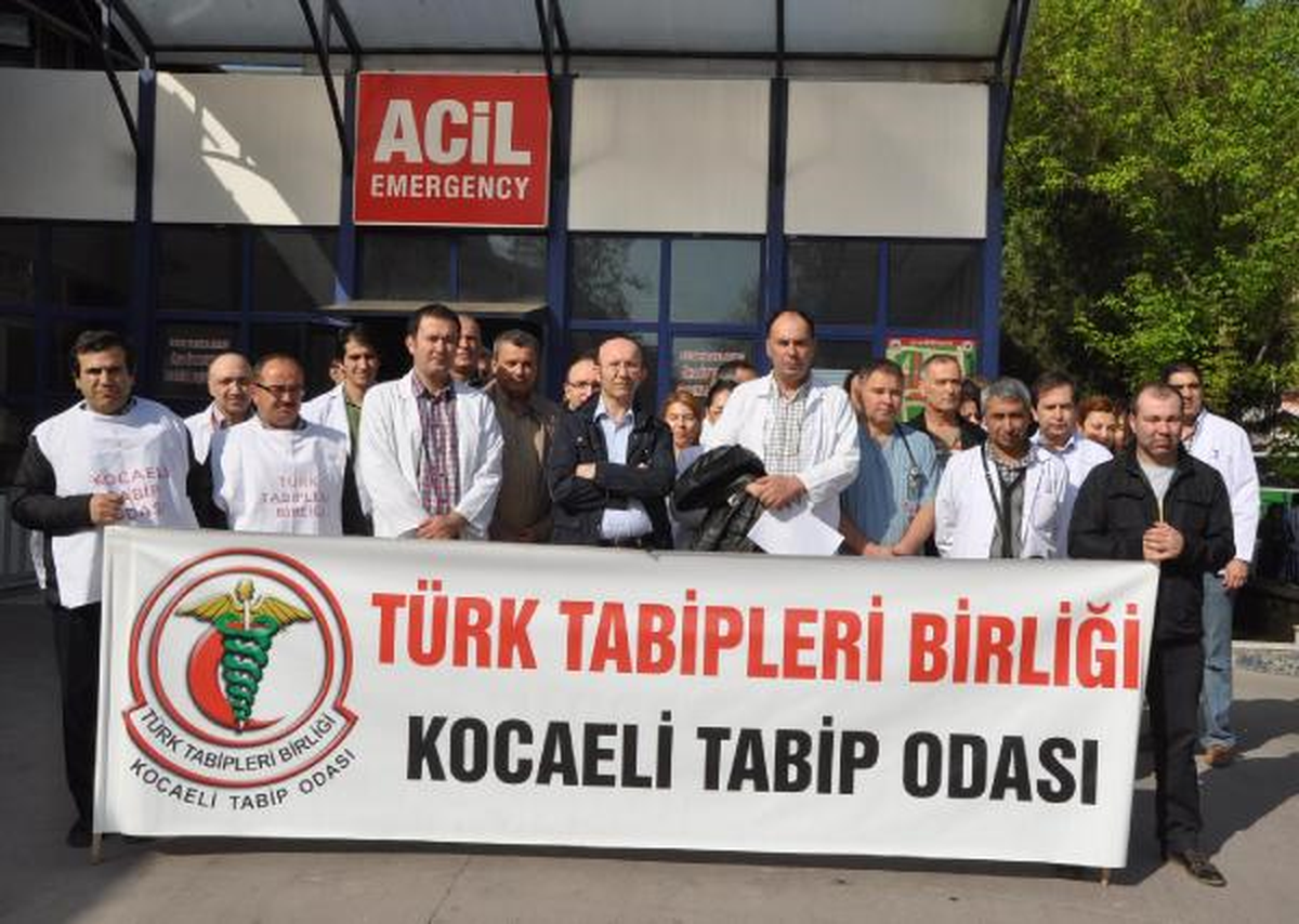 Doktorlardan Acil Nöbeti Tepkisi