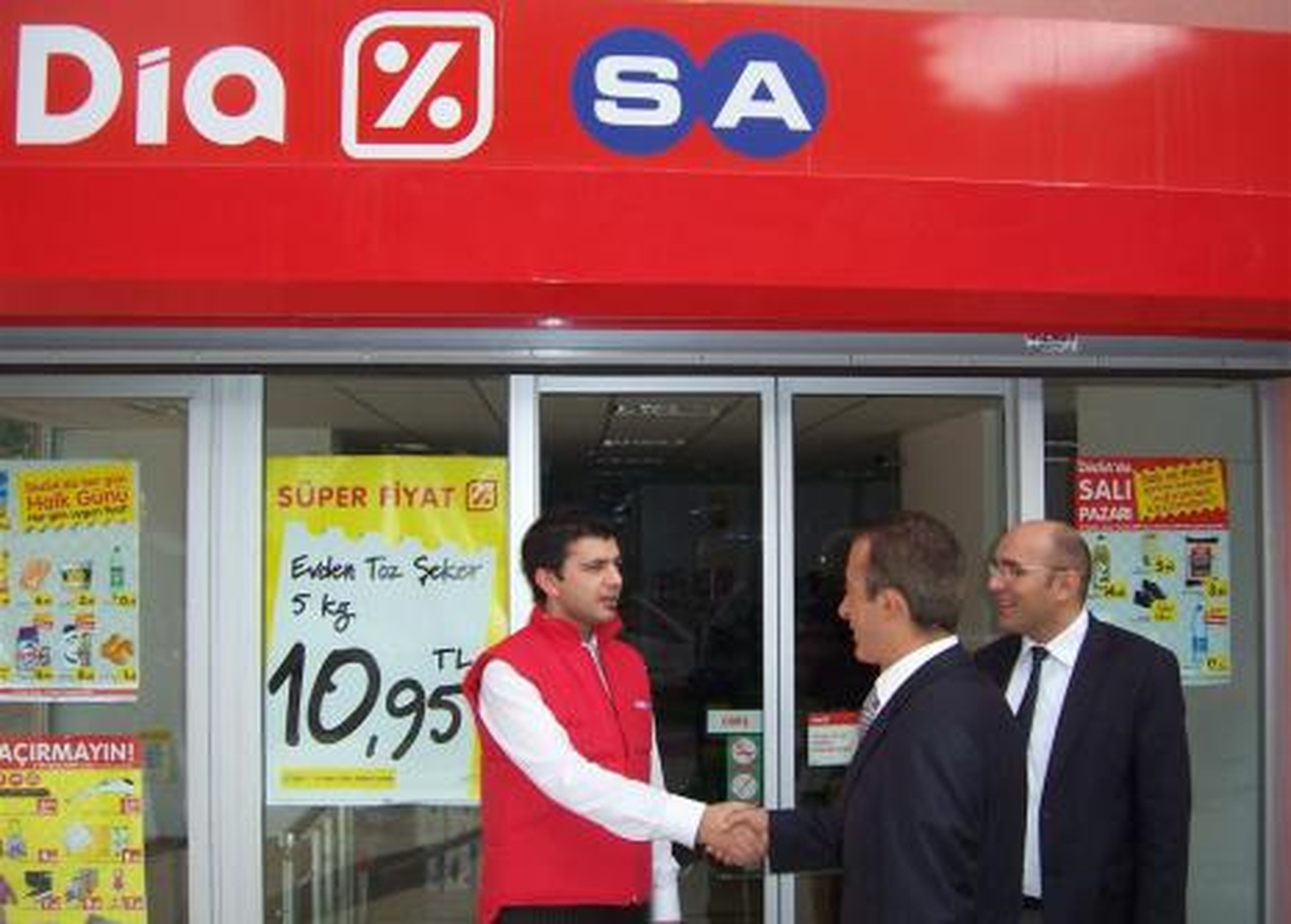 Diasa\'yı Kasaya Atıp A101\'le Arayı Açacak