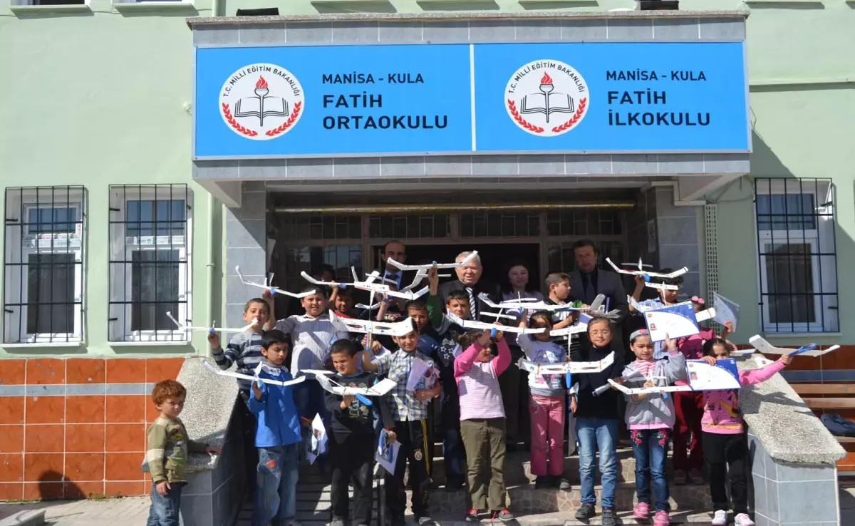 Fatih İlköğretim Okulu\'nun Model Uçak Kursu Sona Erdi