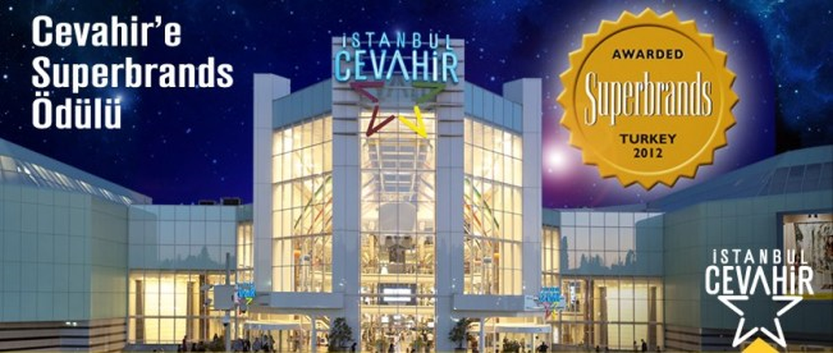 İstanbul Cevahir\'e Superbrands Ödülü