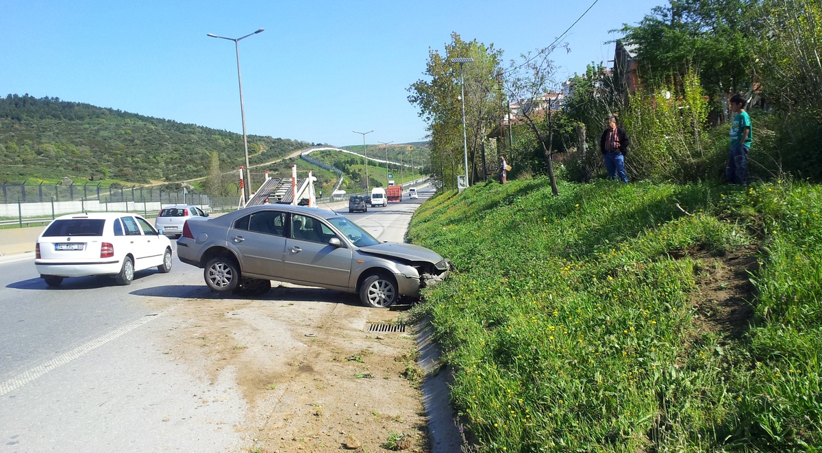 Ağabeyi Gelmeden Ambulansa Binmedi